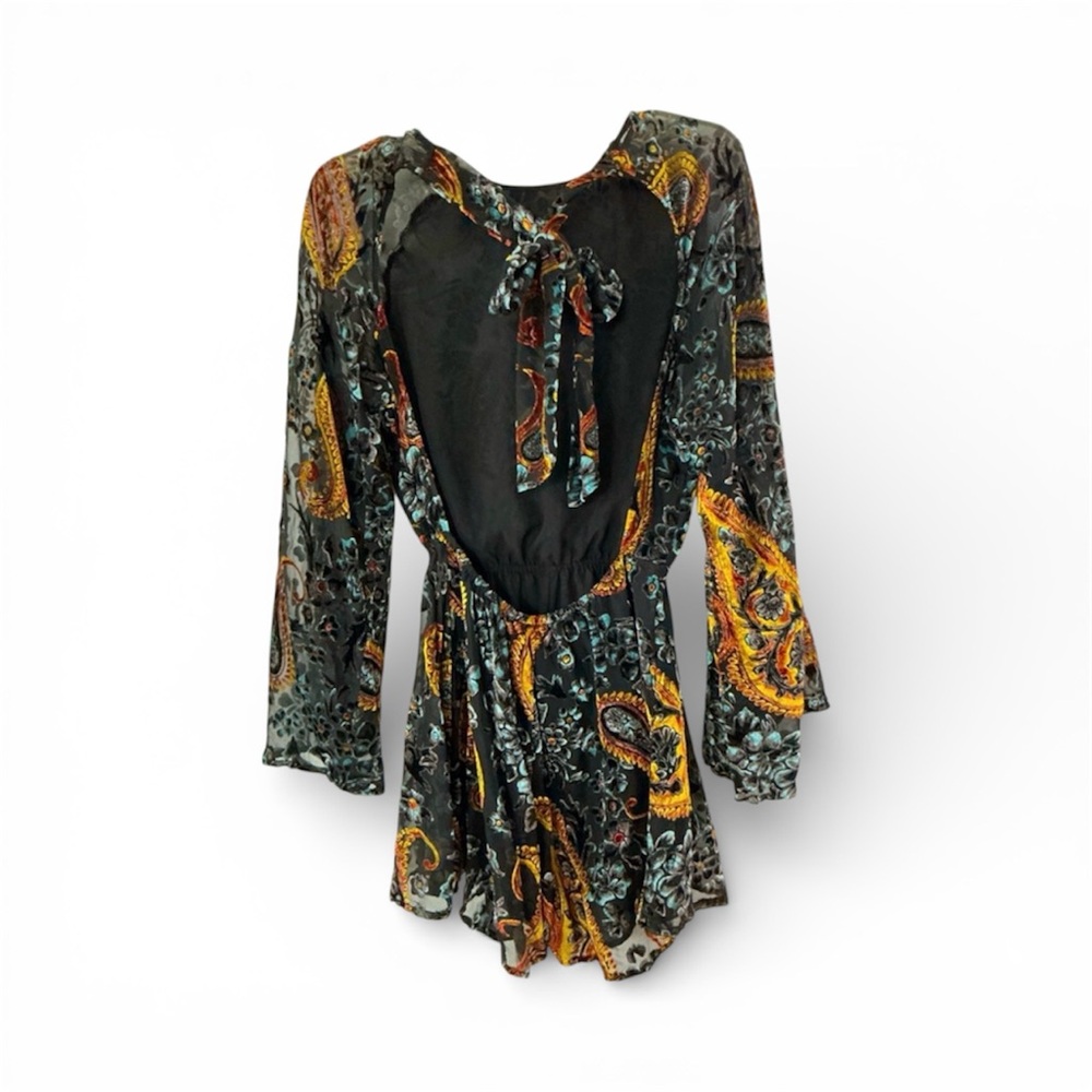 Open back Velvet paisley romper - Picture 6 of 10
